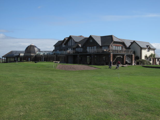 Roserrow Golf & Country Club, purchased by 360 Golf