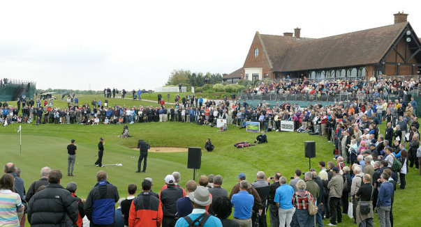 Golf Live 2012 Gary Player on 18th Green