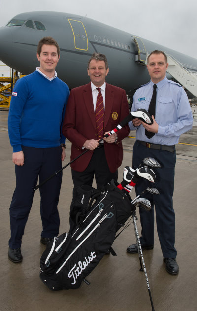 Titleist provide golf clubs to go to troops decompressing in cyp