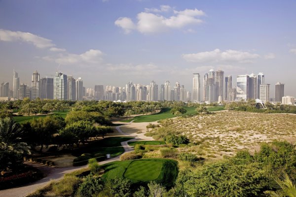 General Views of Dubai Golf Courses