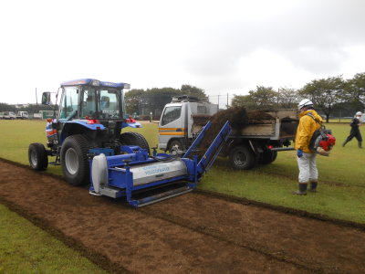 Koro FieldTopMaker being used for nuclear decontamination in Japan (2)