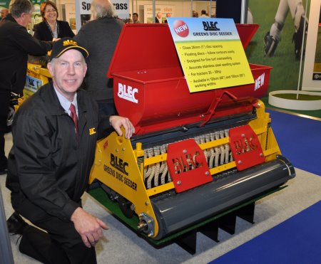 BLEC Global managing director Gary Mumby with the new close-spaced greens seeder launched at BTME. www.blec.co.uk