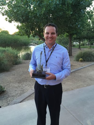 Scott McCaw Director of Club Operations with Saadiyat Beach Golf Club’s Rockstar Award