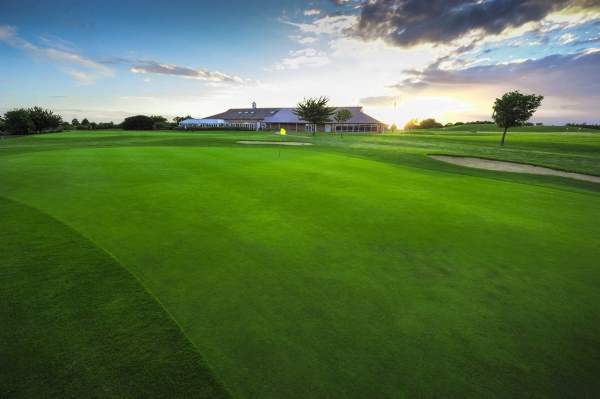 Golf Business News - The Club Company acquires Chesfield Downs