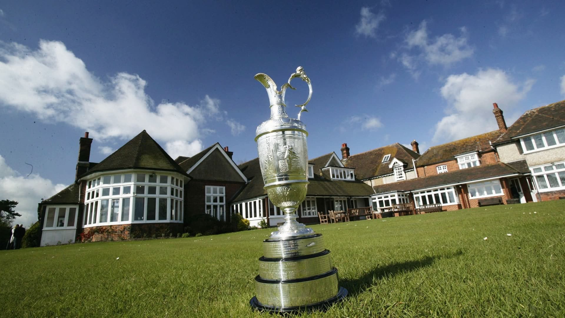 clubhouse_1920_royal_st_georges_claret_jug