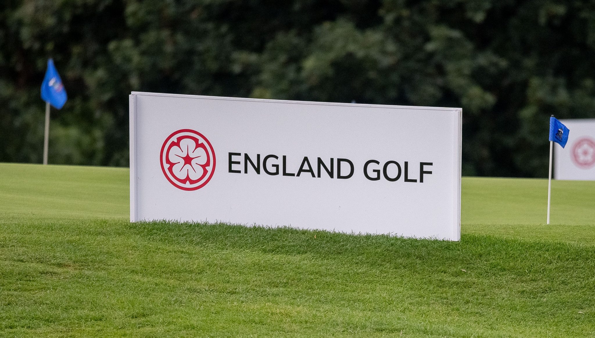 England-Golf-sign-generic-scaled-1