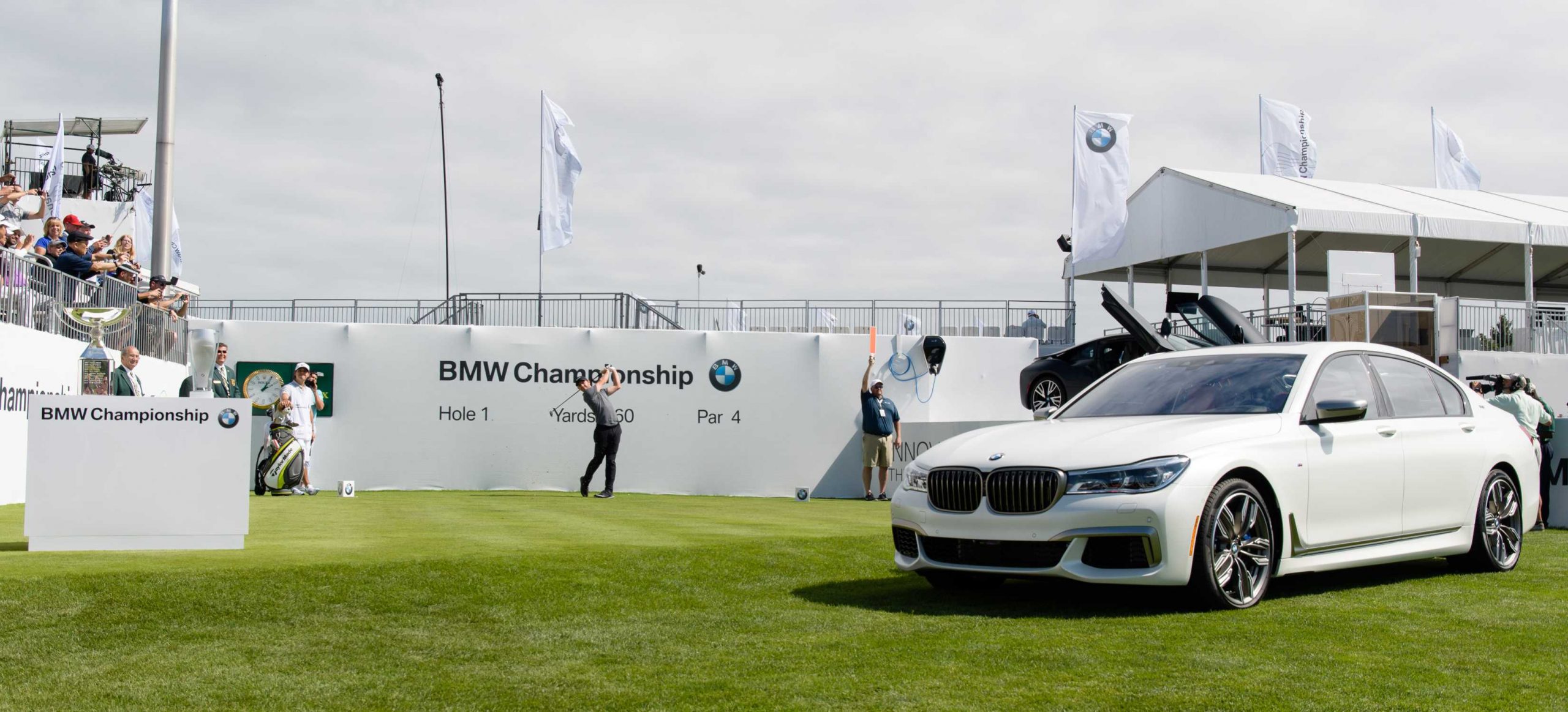 P90276691-pga-tour-pro-rory-mcilroy-opened-the-2017-bmw-championship-by-teeing-off-over-the-bmw-championship-e-3302px