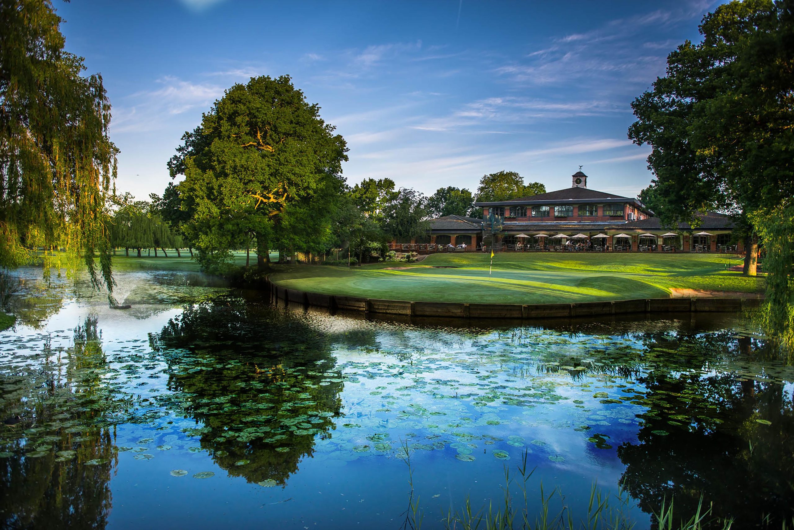 18th-Green-and-Clubhouse-scaled