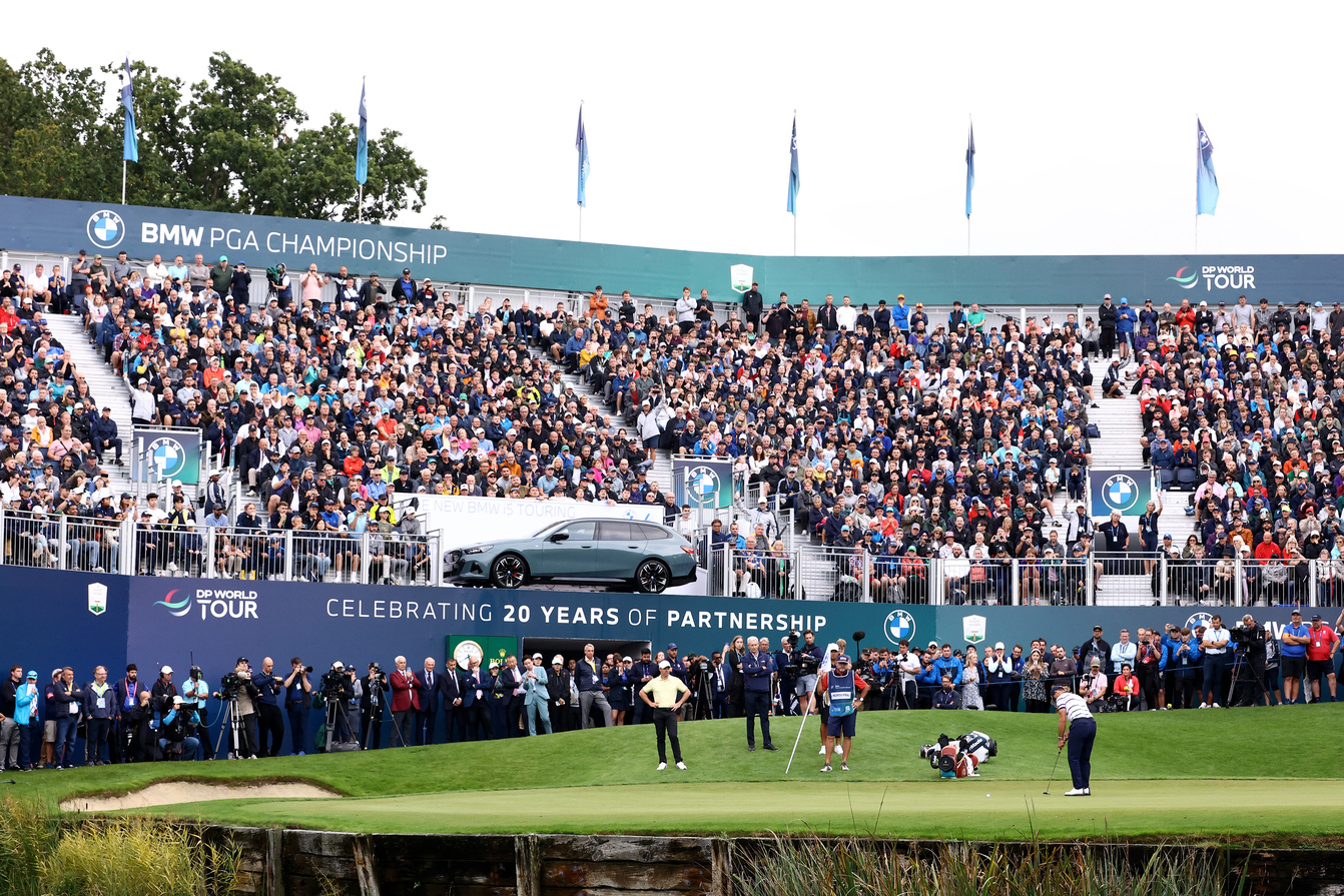 BMW winning_putt_from_DP_World_Tour_BMW_Group_rights