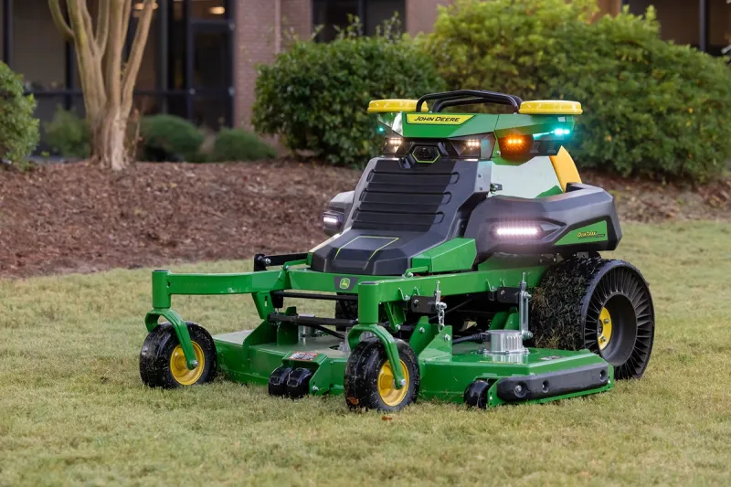 John Deere unveils new autonomous machines and technology